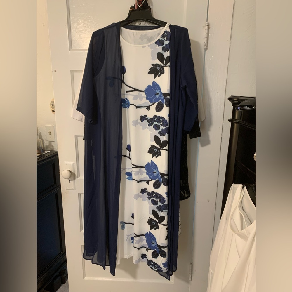 NEW Floral white and blue mid dress. 2 piece's. Navy blue cardigan. Size 1X